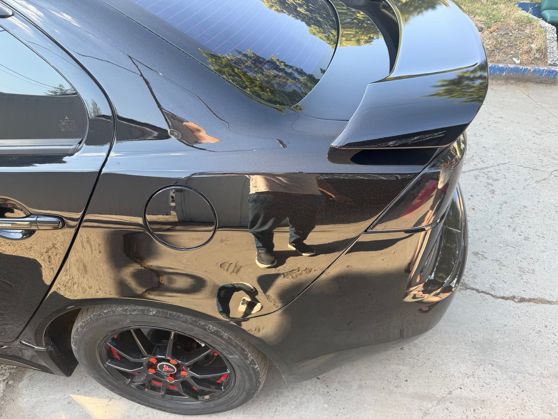 Mitsubishi Lancer — Локальная покраска, работа МурМоторс