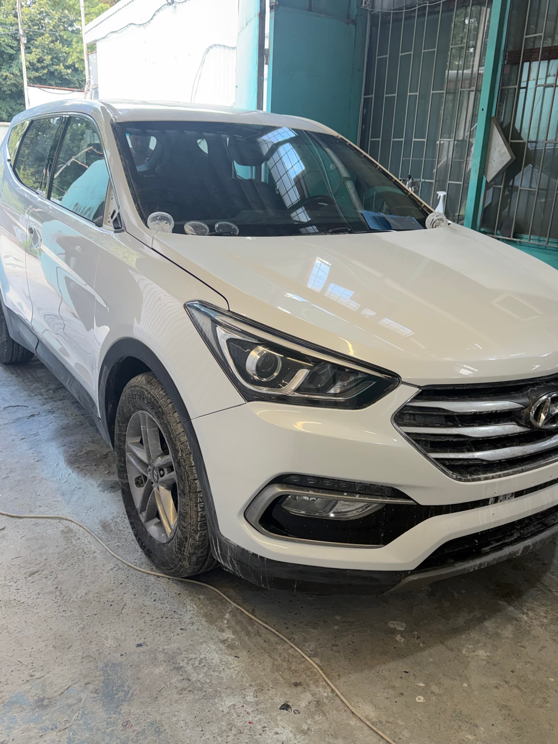 Hyundai Santa Fe — Полная покраска, работа МурМоторс